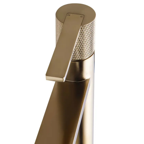 Смеситель для раковины Maxonor Beauty PL1084-6 золото матовое Смеситель для раковины Maxonor Beauty PL1084-6 золото матовое