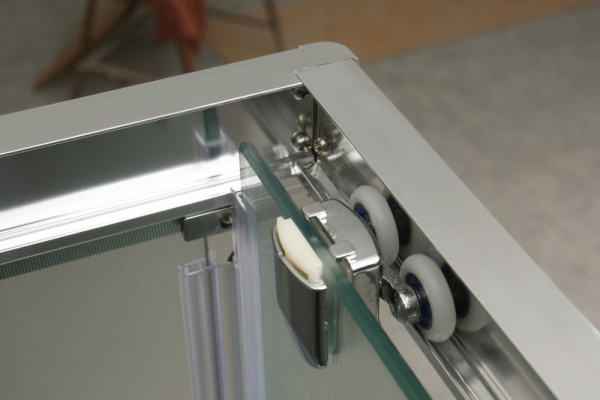 Душевой уголок BelBagno Uno UNO-195-AH-2-120/90-P-Cr 120х90 профиль хром, рифленое стекло Душевой уголок BelBagno Uno UNO-195-AH-2-120/90-P-Cr 120х90 профиль хром, рифленое стекло