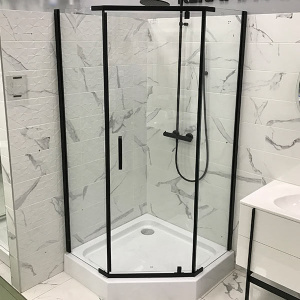 Душевой уголок AVS Трапеция 100x100 профиль черный матовый, стекло прозрачное Душевой уголок AVS Трапеция 100x100 профиль черный матовый, стекло прозрачное