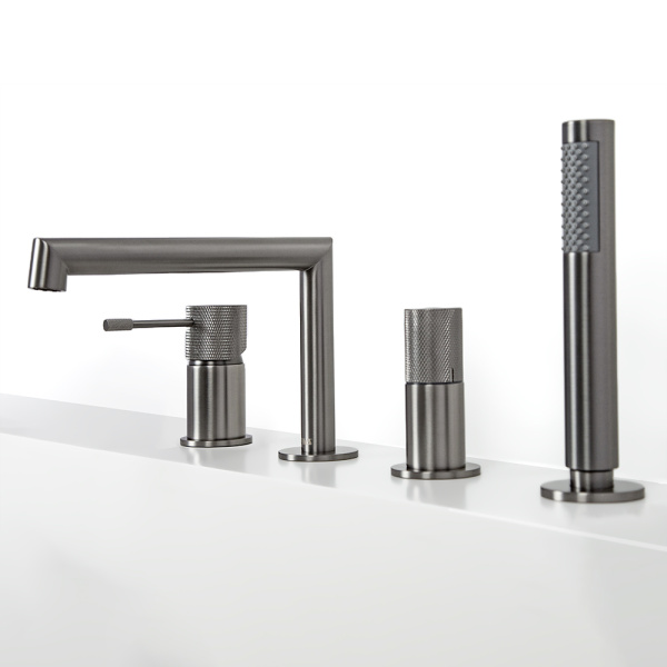 Смеситель на борт ванны AVS Seeme оружейная сталь Смеситель на борт ванны AVS Seeme оружейная сталь