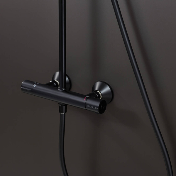 Душевая стойка Hansgrohe Vernis Blend 26276670 черный матовый Душевая стойка Hansgrohe Vernis Blend 26276670 черный матовый