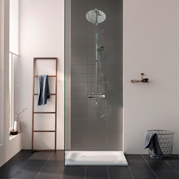 Душевая стойка с изливом AVS Pluvia хром Душевая стойка с изливом AVS Pluvia хром