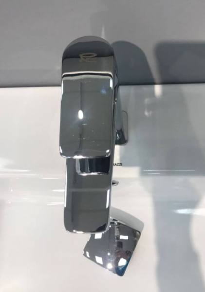 Смеситель для раковины Remer DREAM D10 хром Смеситель для раковины Remer DREAM D10 хром